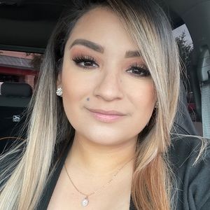 Meet your Posher, Jocelyn